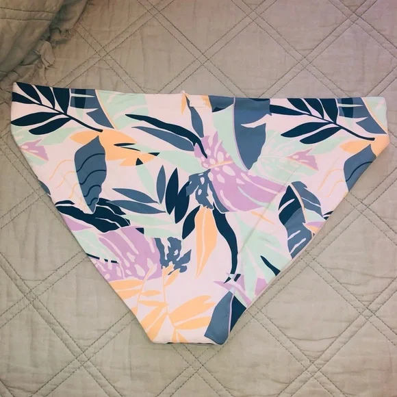 Roxy bikini bottom (XXL) - Picture 5 of 6